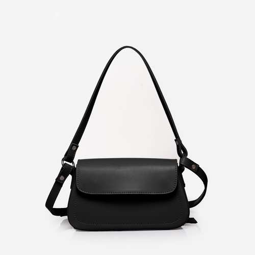 Оригінальна сумочка від українського бренду ТМ "LucheRino".  Виріб з надійного шкірозамінника.